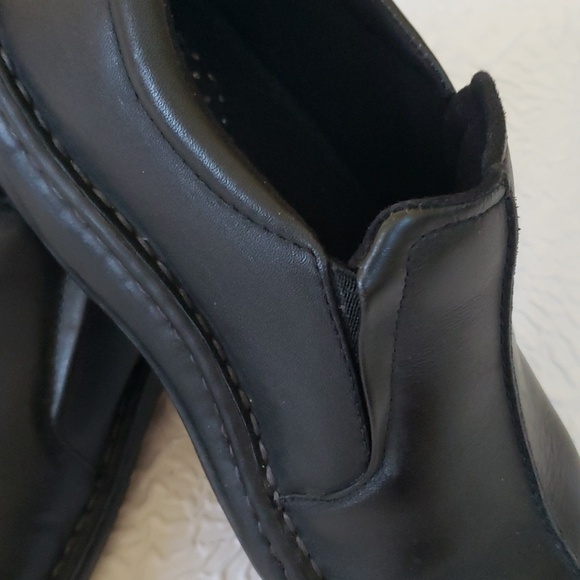 Thom McAn Black Leather Marcos Loafer Shoe, Comfort slip-on. Size 8